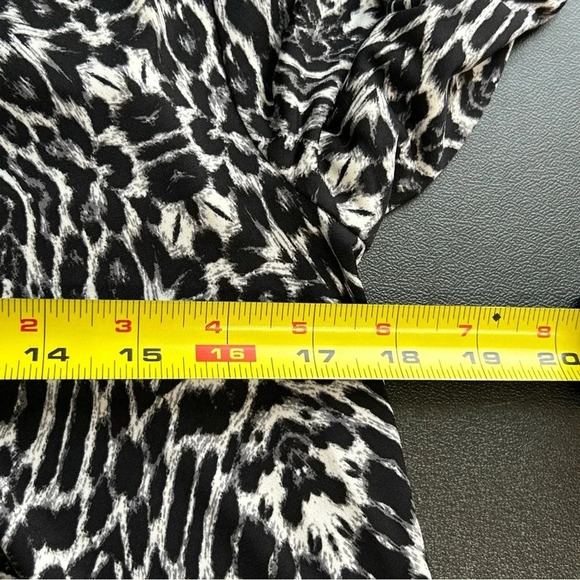 GLORIA VANDERBILT Women's Small Animal Print Slinky Top Embellished Stretch Sexy - Picture 9 of 13